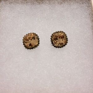 Sorelli Essential Studs
